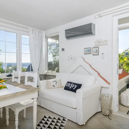 Top Of The Hills Apartments Llr Orebic Room photo
